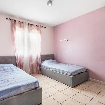 Vakantiehuis Maison Atlas - Pour 6 A *